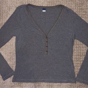 Gray V-Neck Long Sleeve Top